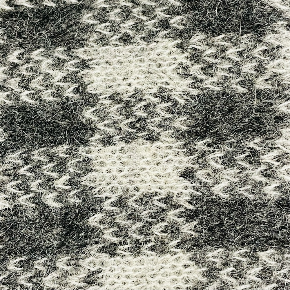 EVERLANE Unisex Oversized Cozy Alpaca Wool Gray Checkered Scarf New Tags 84X16 - Picture 6 of 9